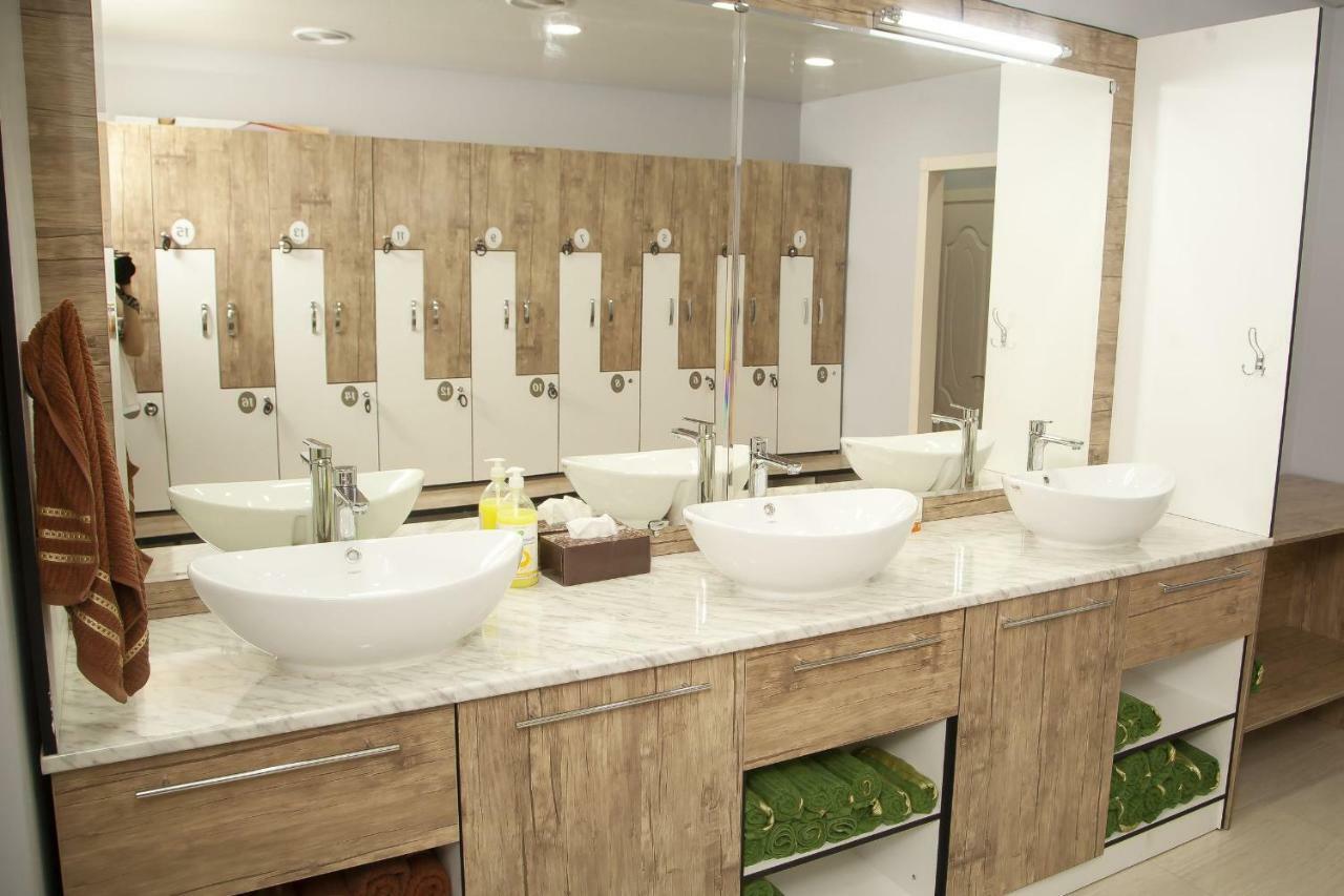 Wantong Hotel Tashkent Luaran gambar